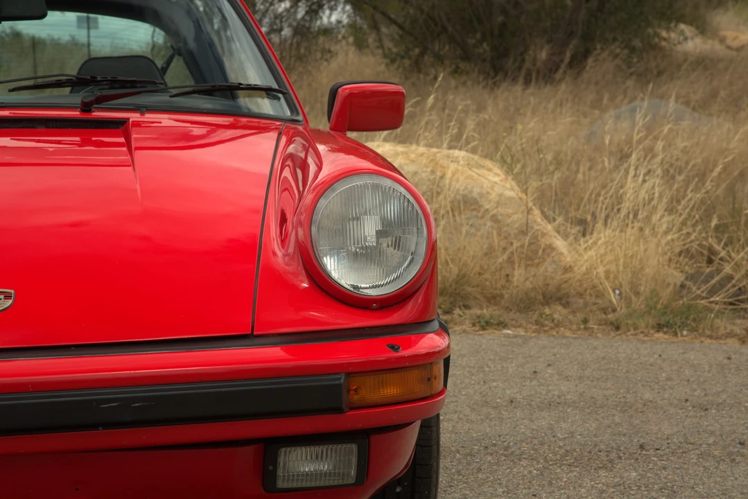 1984 Porsche 911 Carrera 3.2 - Image 19 of 31