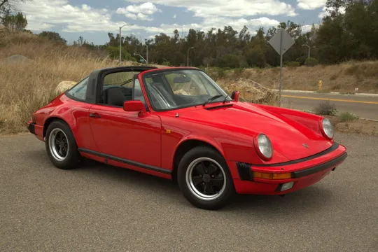 1984 Porsche 911 Carrera Targa
