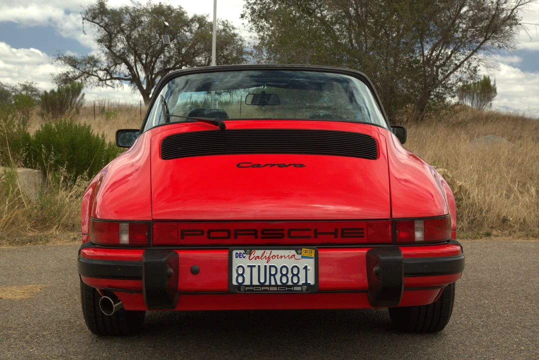 1984 Porsche 911 Carrera 3.2 - Image 8 of 31