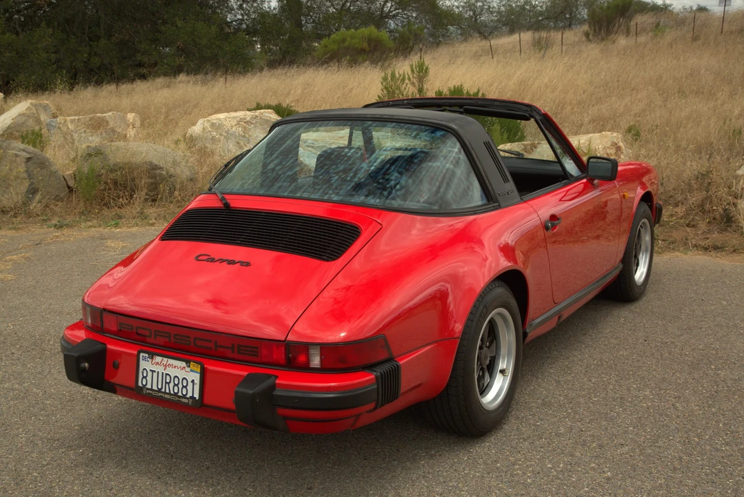 1984 Porsche 911 Carrera 3.2 - Image 11 of 31