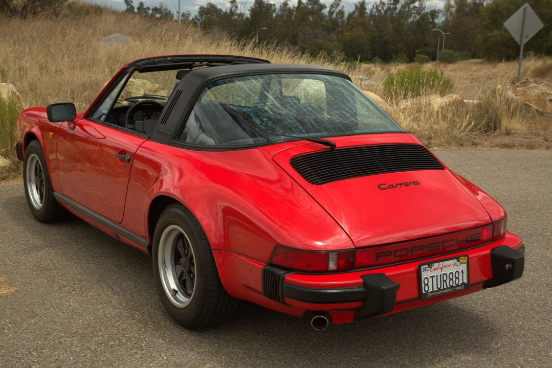 1984 Porsche 911 Carrera 3.2 - Image 6 of 31