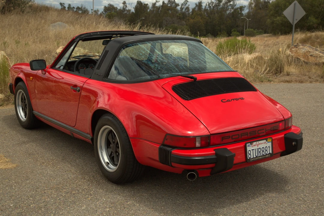 1984 Porsche 911 Carrera 3.2 - Image 7 of 31