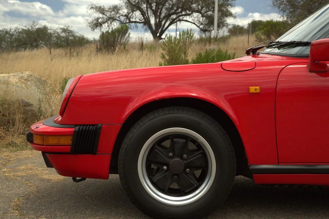 1984 Porsche 911 Carrera 3.2 - Image 23 of 31