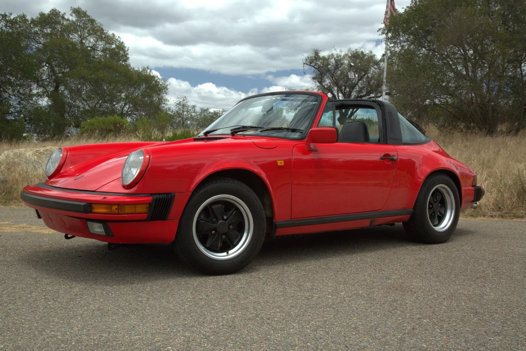 1984 Porsche 911 Carrera 3.2 - Image 3 of 31