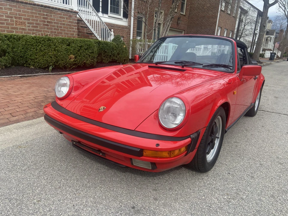1985 Porsche 911 Carrera 3.2 - Image 28 of 31