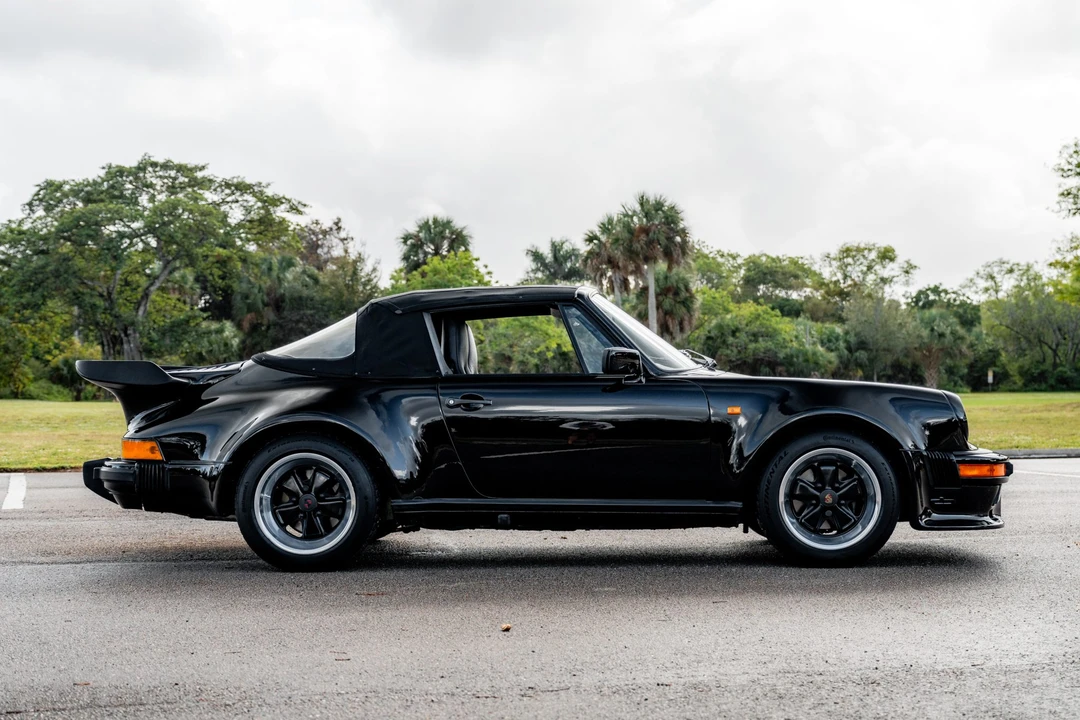 1985 Porsche 911 Carrera 3.2 - Image 7 of 31