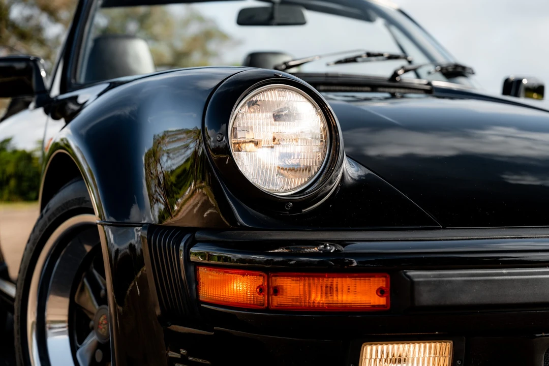 1985 Porsche 911 Carrera 3.2 - Image 16 of 31