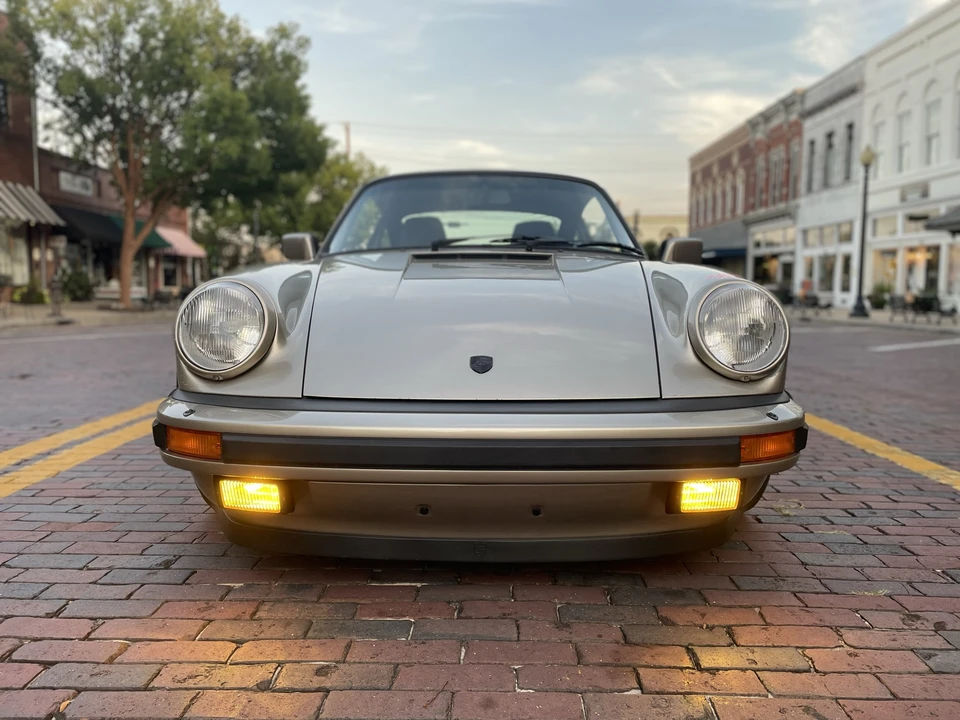 1985 Porsche 911 Carrera 3.2 - Image 6 of 31