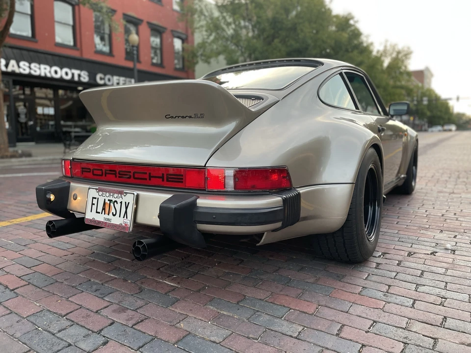 1985 Porsche 911 Carrera 3.2 - Image 14 of 31