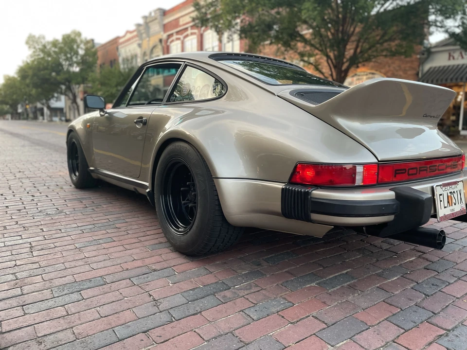 1985 Porsche 911 Carrera 3.2 - Image 17 of 31