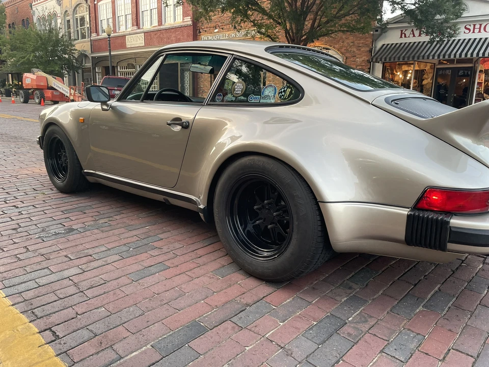 1985 Porsche 911 Carrera 3.2 - Image 19 of 31