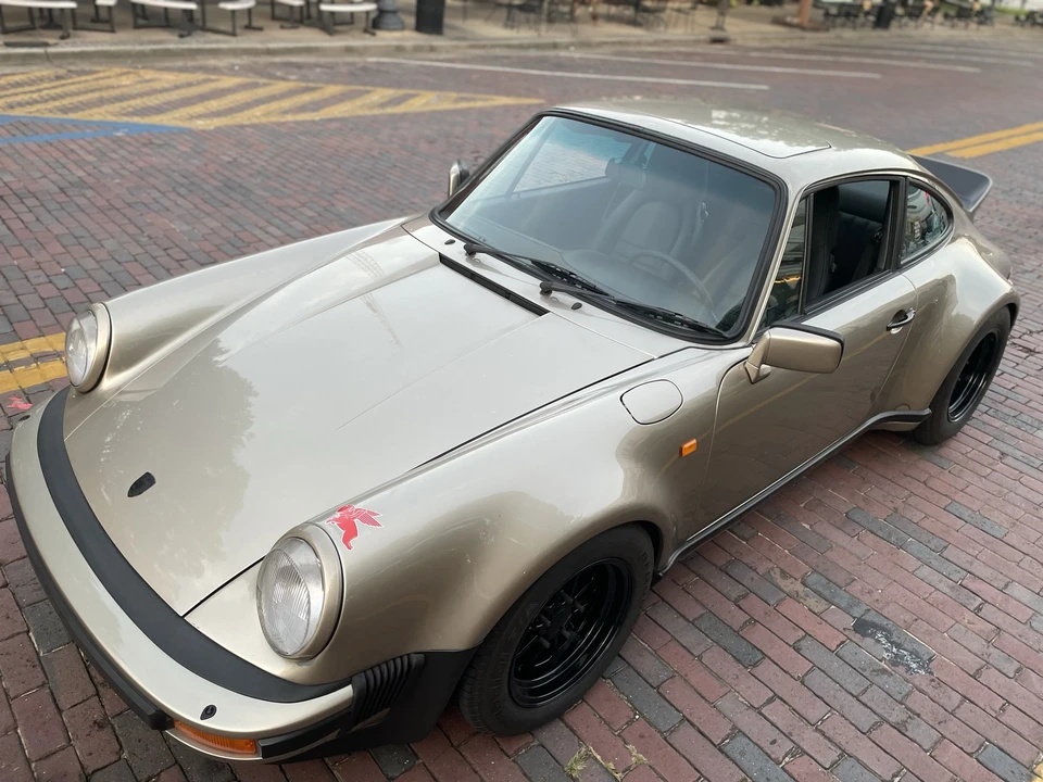 1985 Porsche 911 Carrera 3.2 - Image 3 of 31