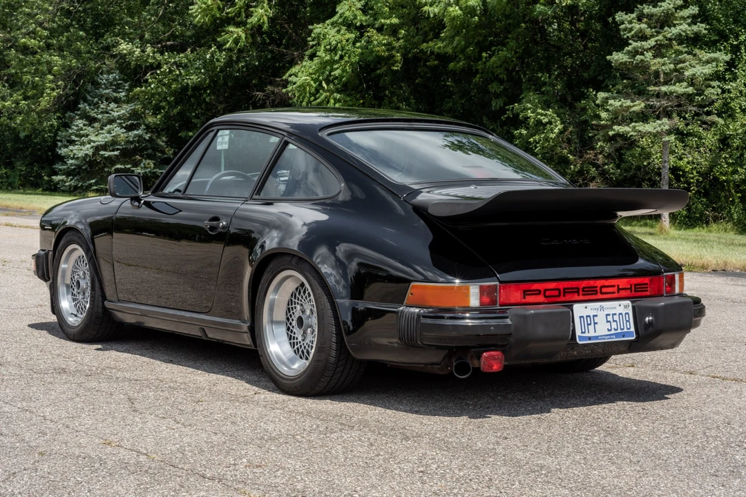 1985 Porsche 911 Carrera 3.2 - Image 4 of 31