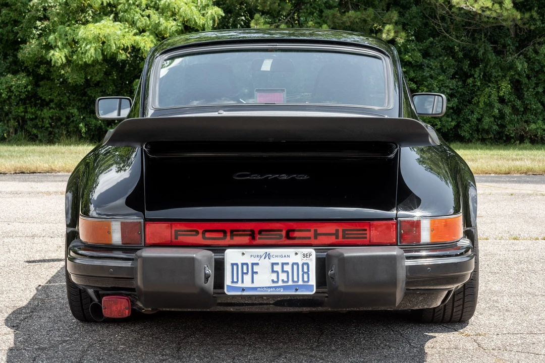 1985 Porsche 911 Carrera 3.2 - Image 5 of 31