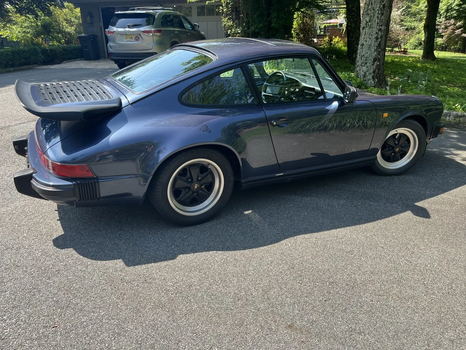 1985 Porsche 911 Carrera 3.2 - Image 16 of 31