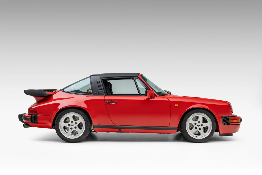 1985 Porsche 911 Carrera 3.2 - Image 13 of 31
