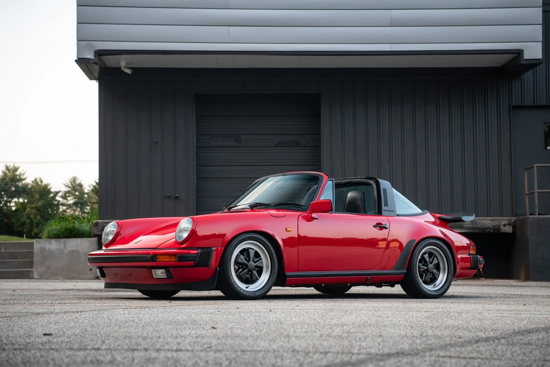 1985 Porsche 911 Carrera 3.2 - Image 3 of 31