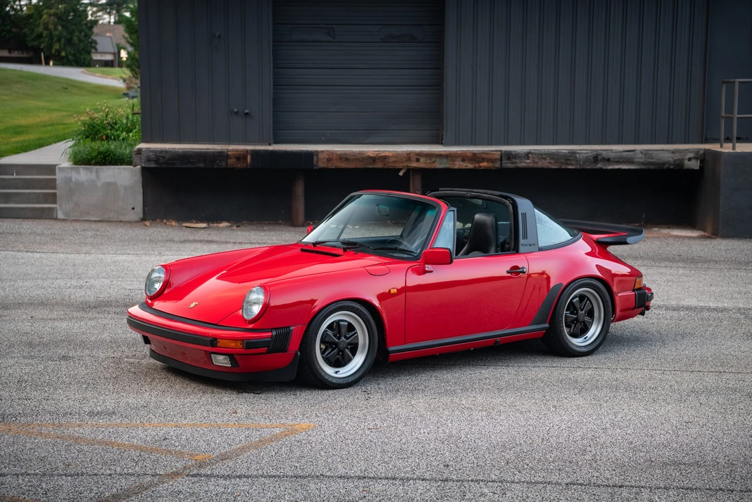 1985 Porsche 911 Carrera 3.2 - Image 4 of 31