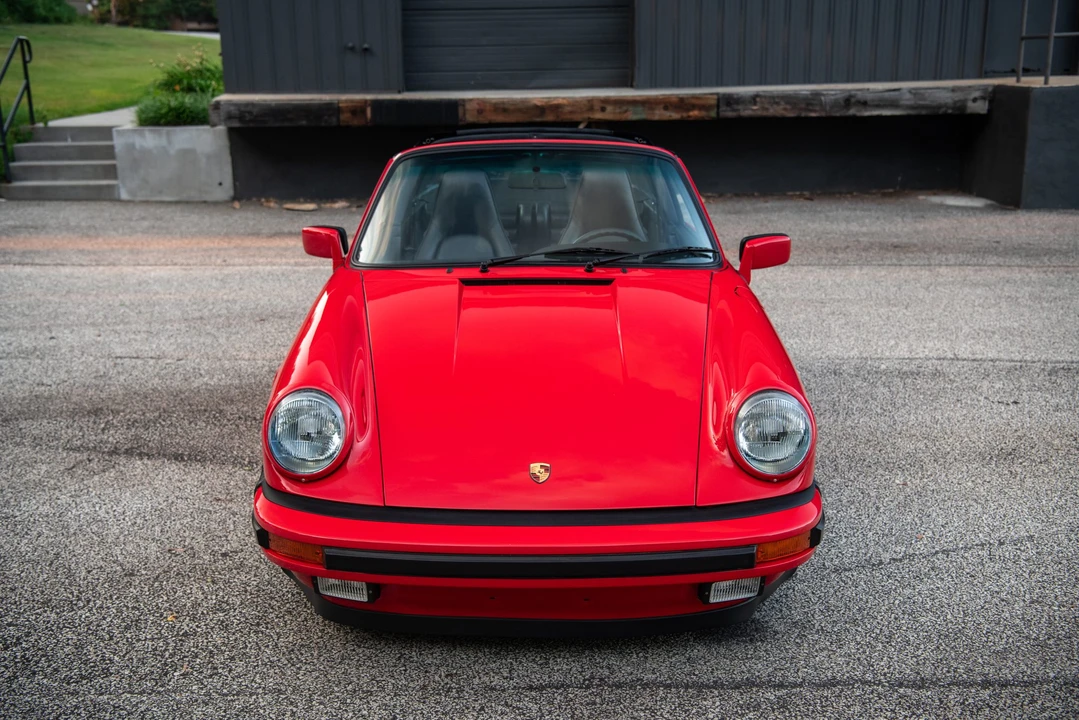 1985 Porsche 911 Carrera 3.2 - Image 8 of 31