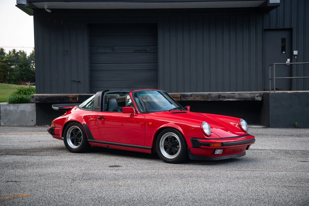 1985 Porsche 911 Carrera 3.2 - Image 13 of 31