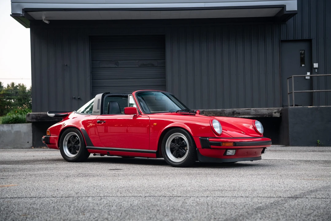 1985 Porsche 911 Carrera 3.2 - Image 16 of 31