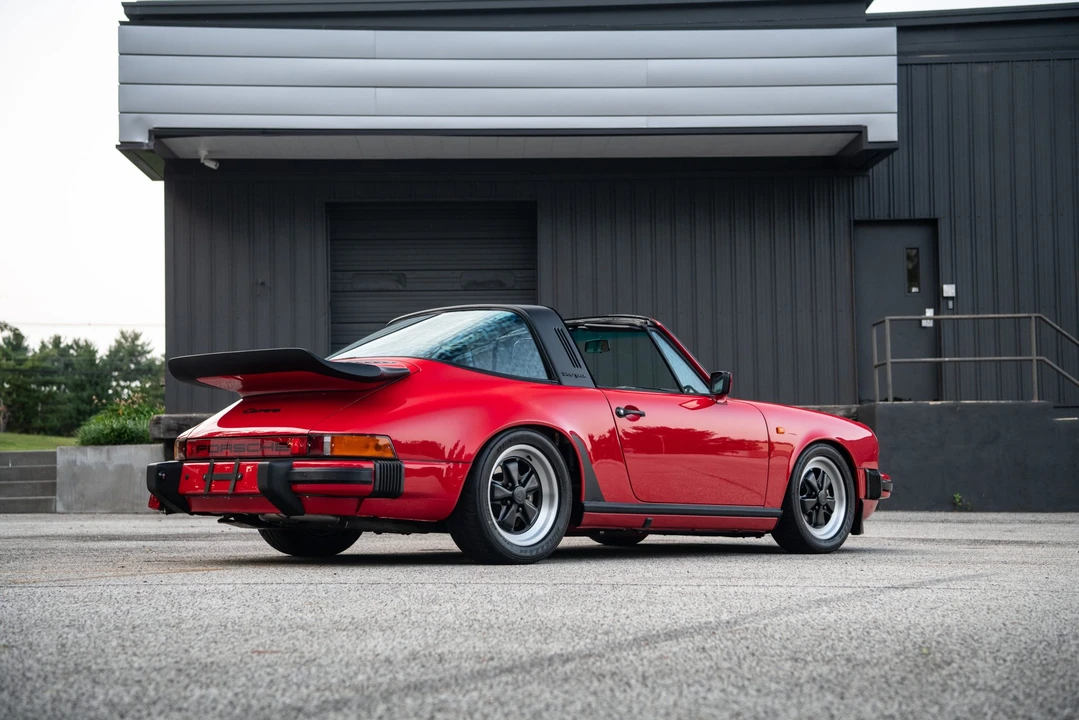 1985 Porsche 911 Carrera 3.2 - Image 24 of 31