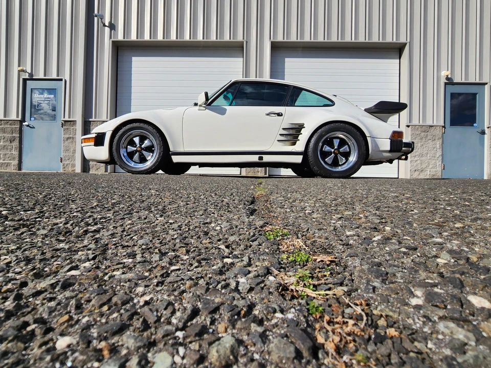 1985 Porsche 930 Turbo - Image 12 of 31