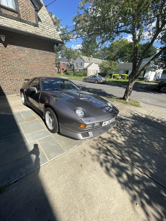 1985 Porsche 928 S - Image 15 of 31