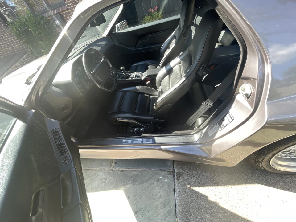 1985 Porsche 928 S - Image 27 of 31