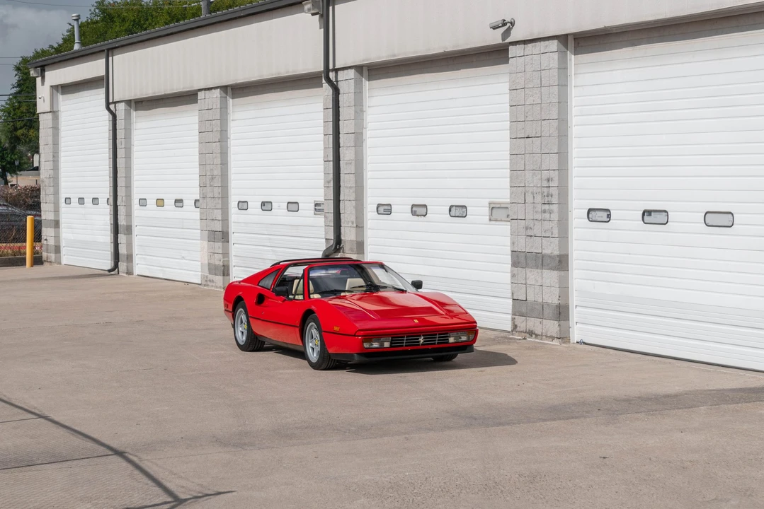 1986 Ferrari 328 GTS - Image 10 of 31