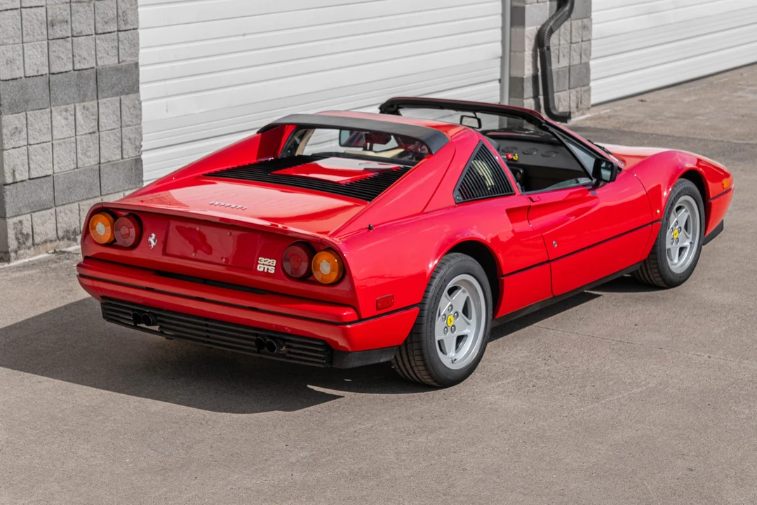 1986 Ferrari 328 GTS - Image 24 of 31