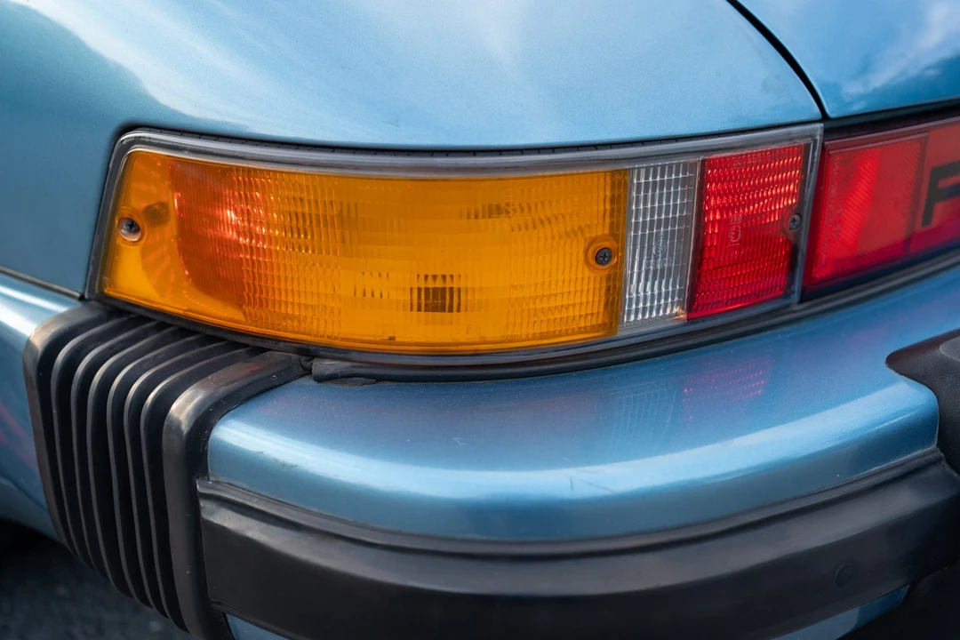 1986 Porsche 911 Carrera 3.2 - Image 27 of 31