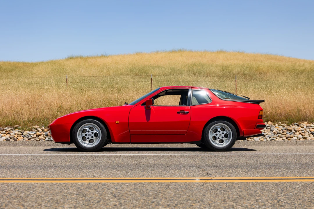 1986 Porsche 944 Turbo - Image 10 of 31