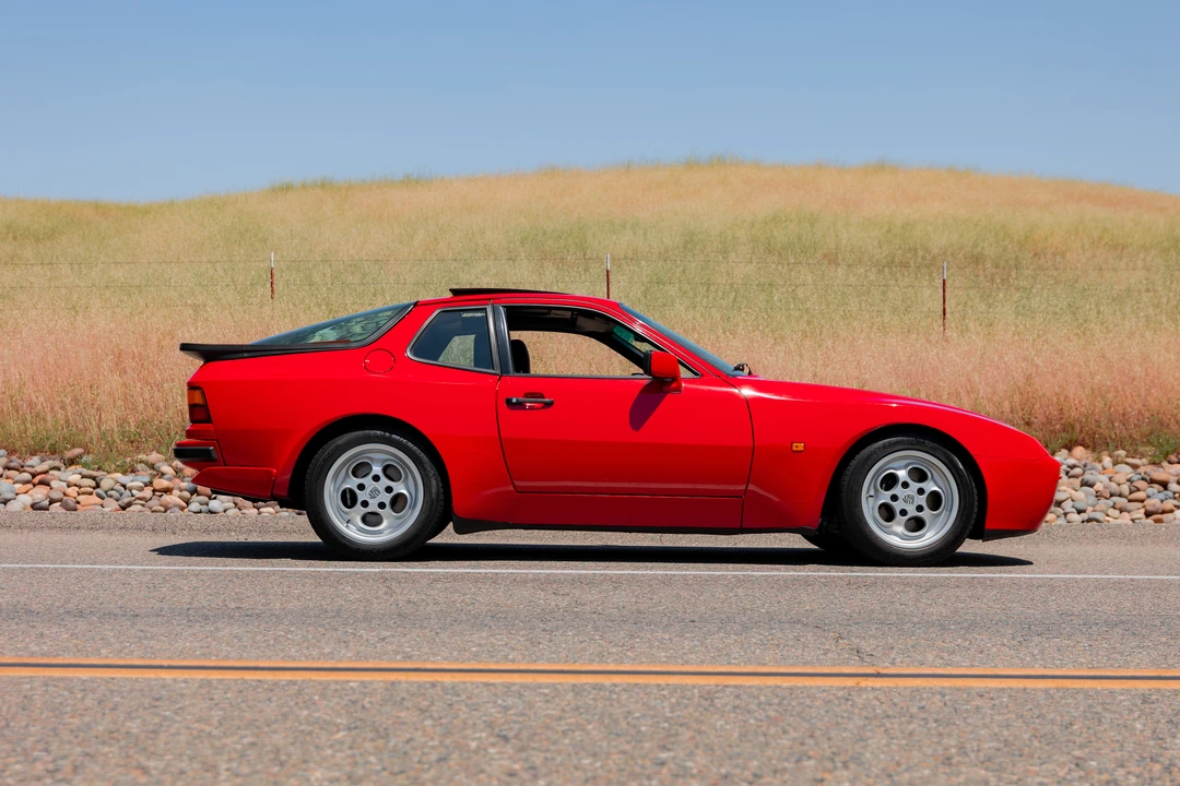 1986 Porsche 944 Turbo - Image 15 of 31