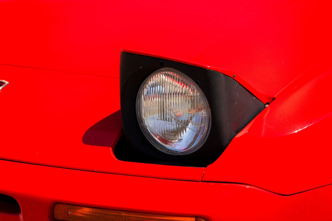1986 Porsche 944 Turbo - Image 23 of 31