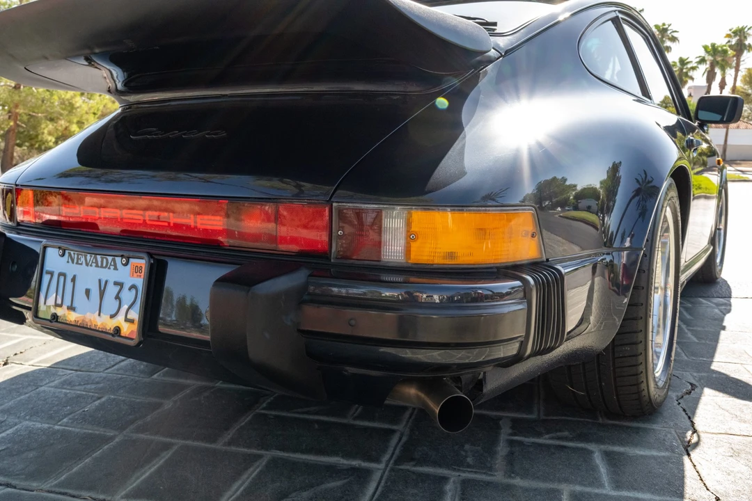 1987 Porsche 911 Carrera 3.2 - Image 18 of 31