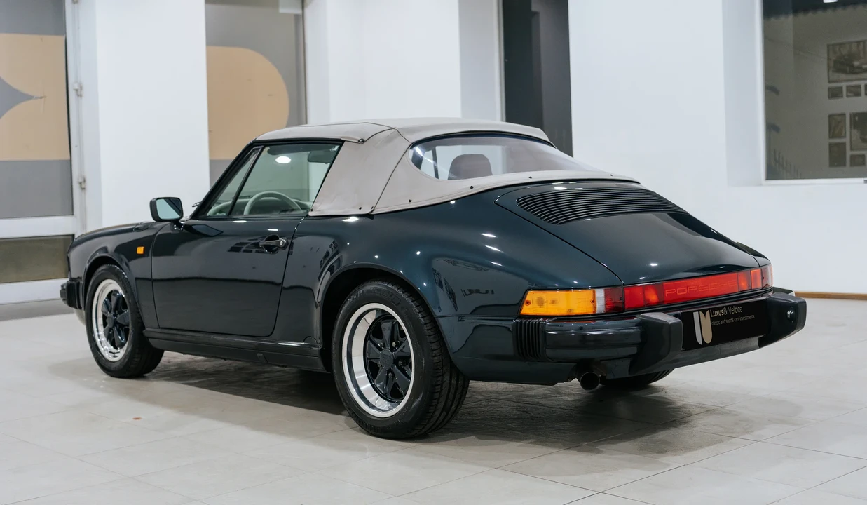 1989 Porsche 911 Carrera 3.2 - Image 10 of 31