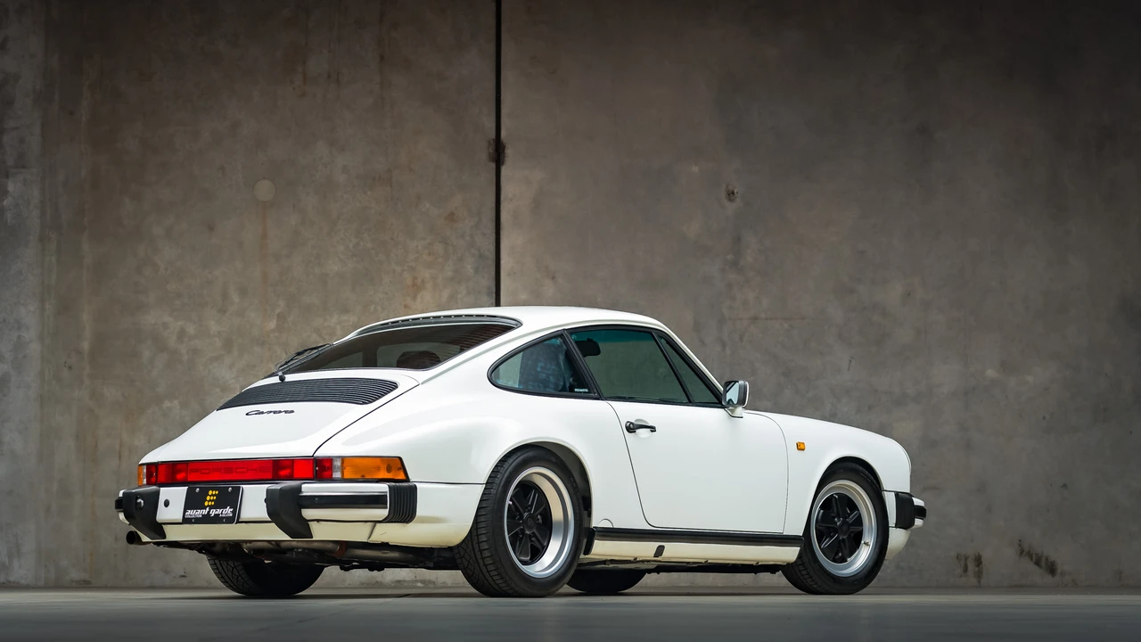 1989 Porsche 911 Carrera 3.2 - Image 14 of 31