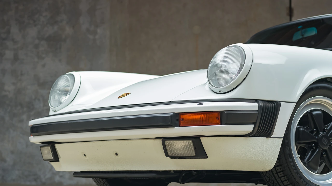 1989 Porsche 911 Carrera 3.2 - Image 30 of 31