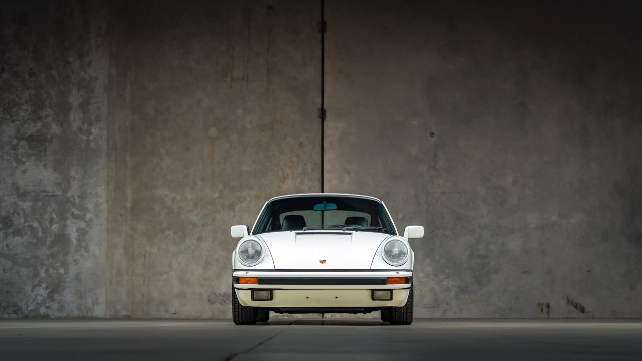 1989 Porsche 911 Carrera 3.2 - Image 22 of 31