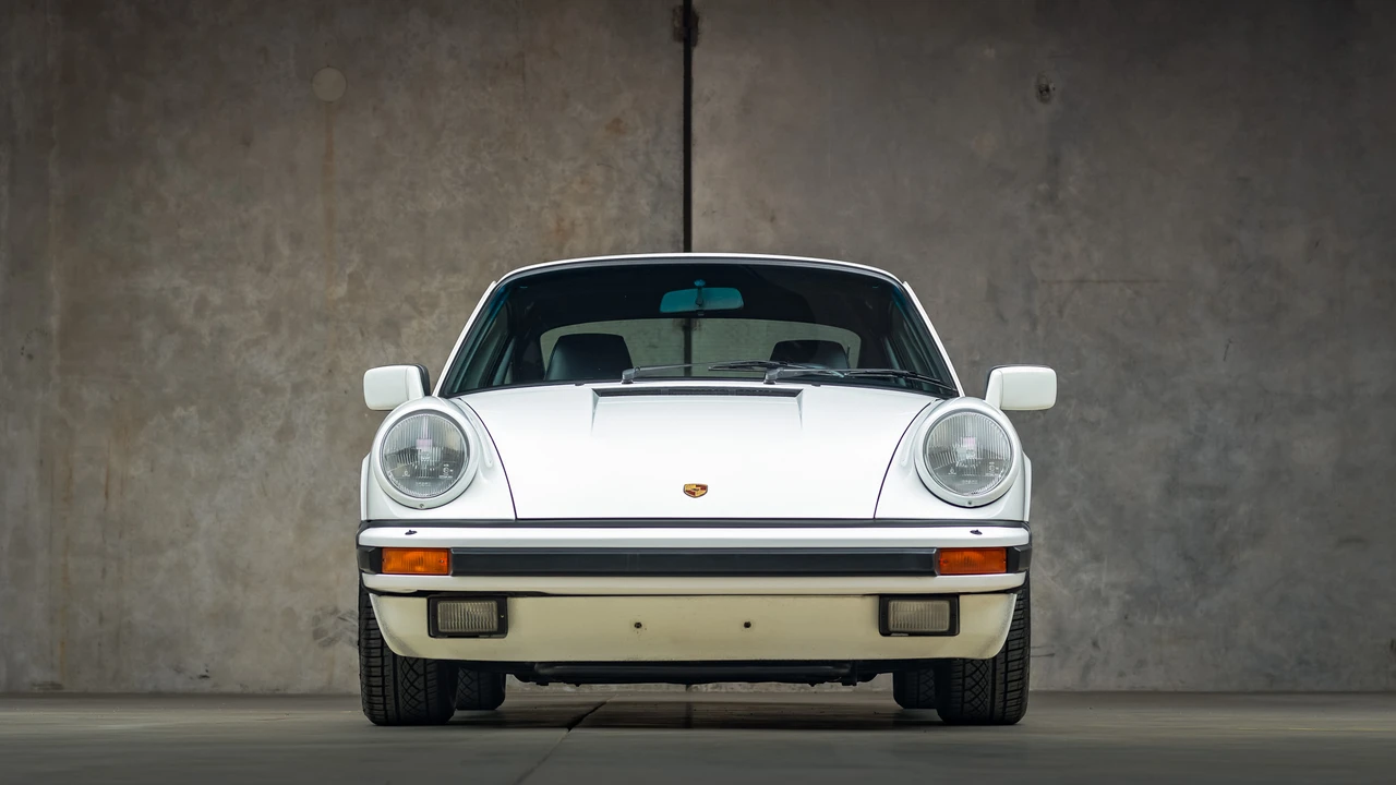 1989 Porsche 911 Carrera 3.2 - Image 21 of 31