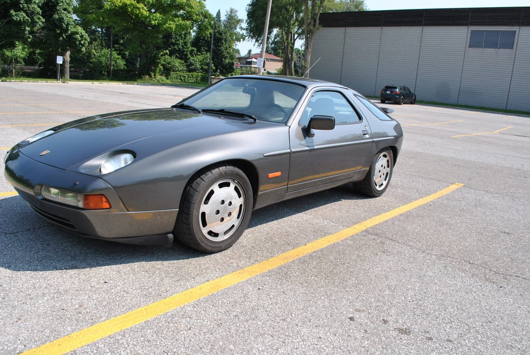 1989 Porsche 928 S4 - Image 9 of 31