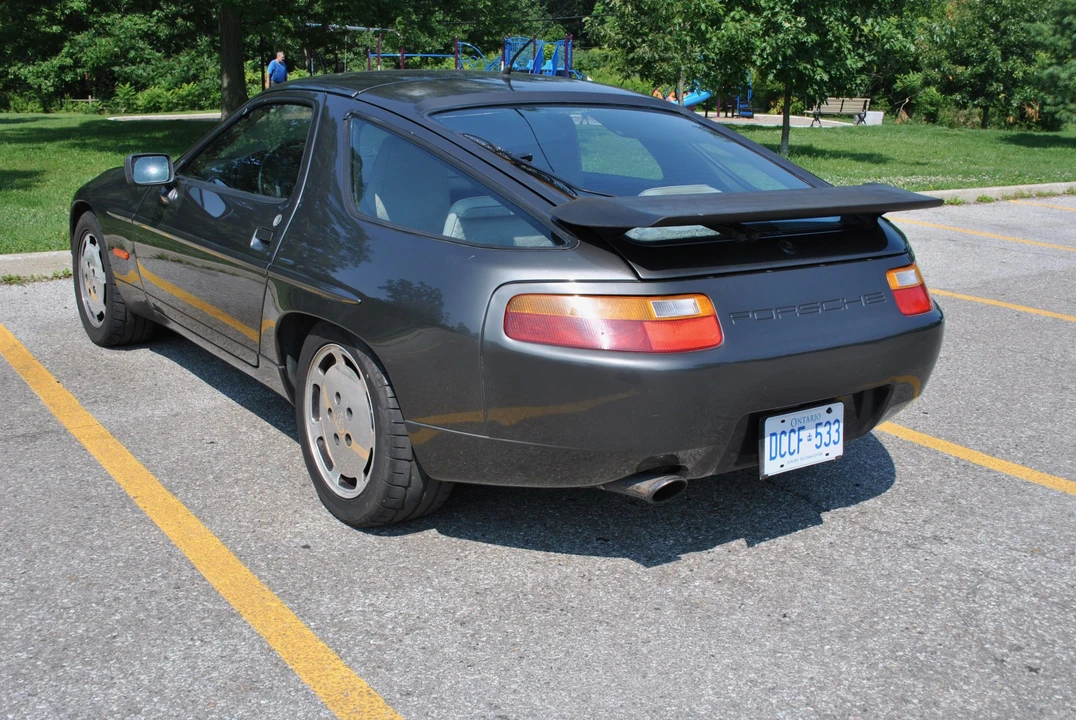 1989 Porsche 928 S4 - Image 20 of 31