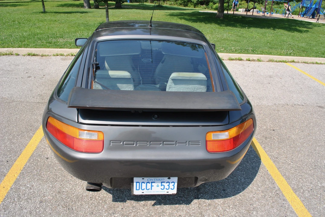 1989 Porsche 928 S4 - Image 22 of 31