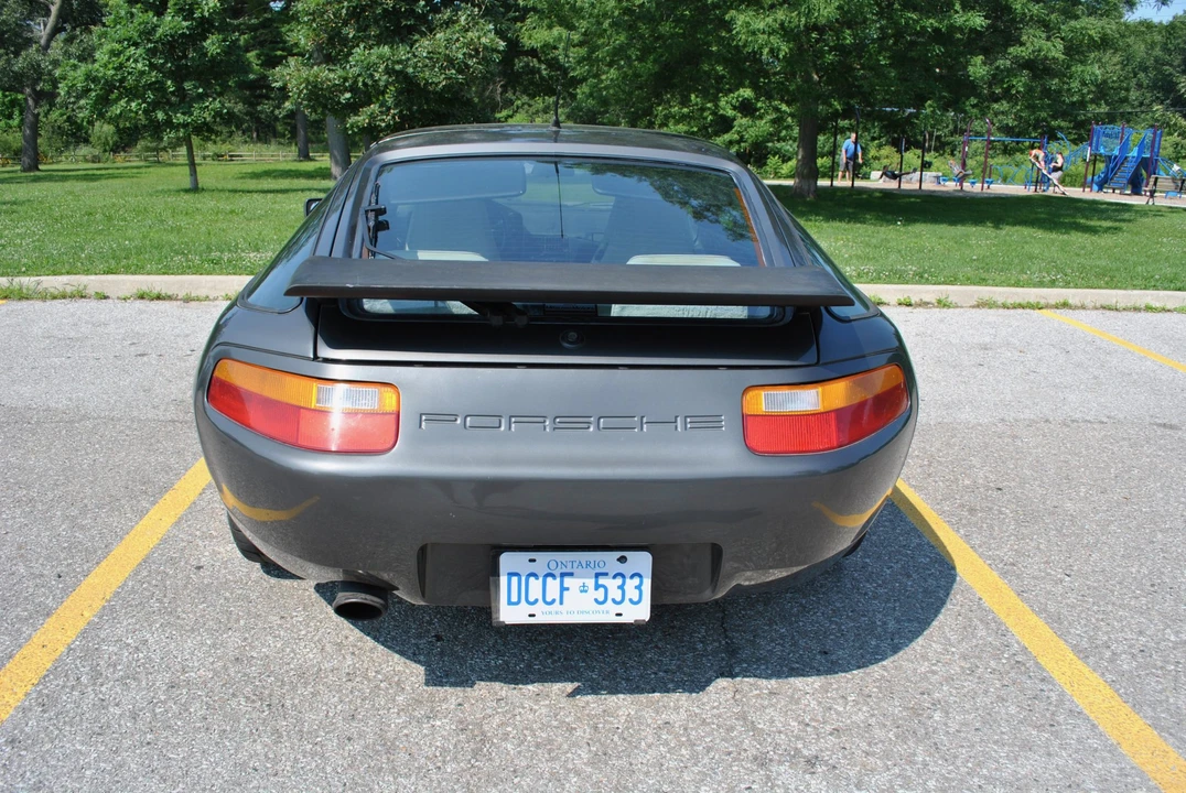 1989 Porsche 928 S4 - Image 23 of 31
