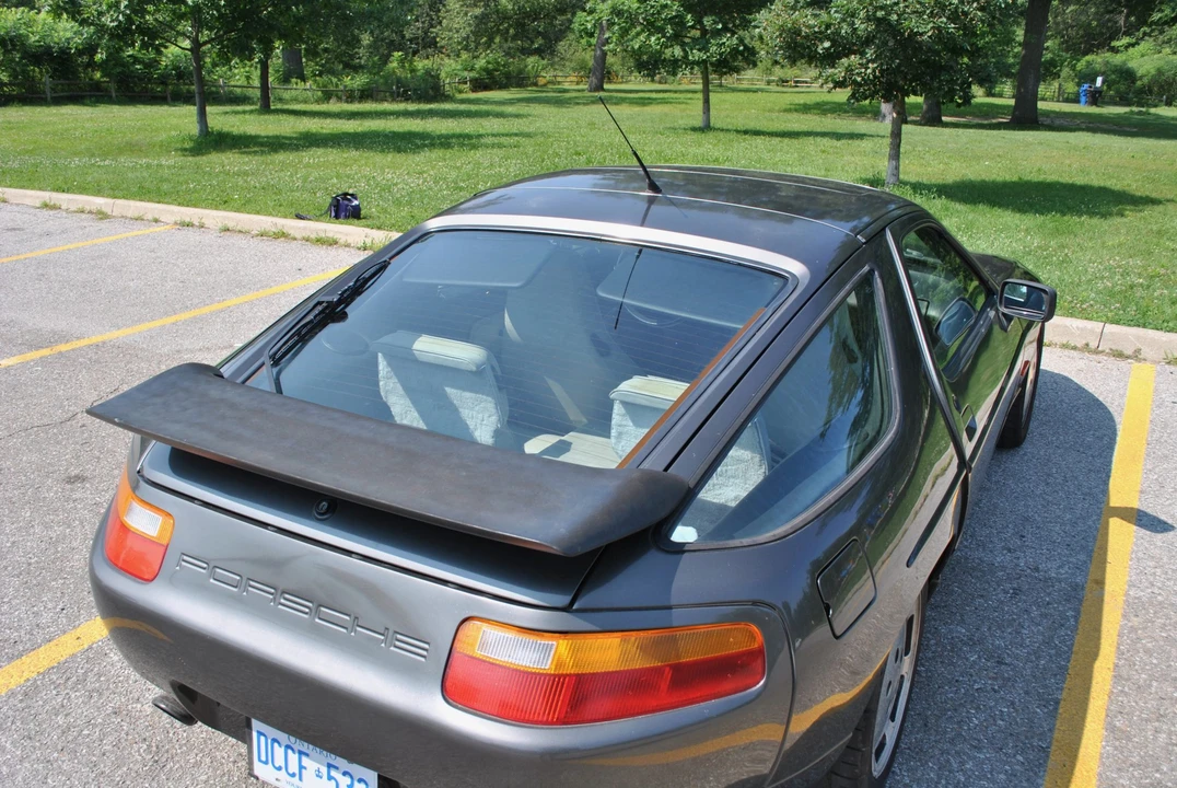 1989 Porsche 928 S4 - Image 25 of 31