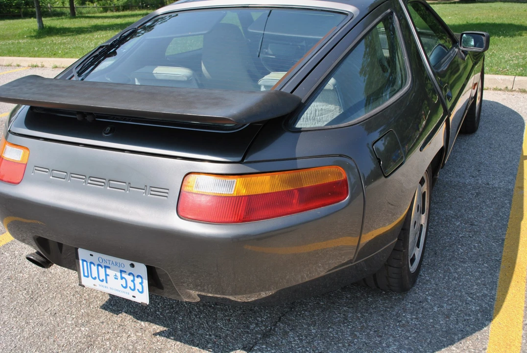 1989 Porsche 928 S4 - Image 28 of 31