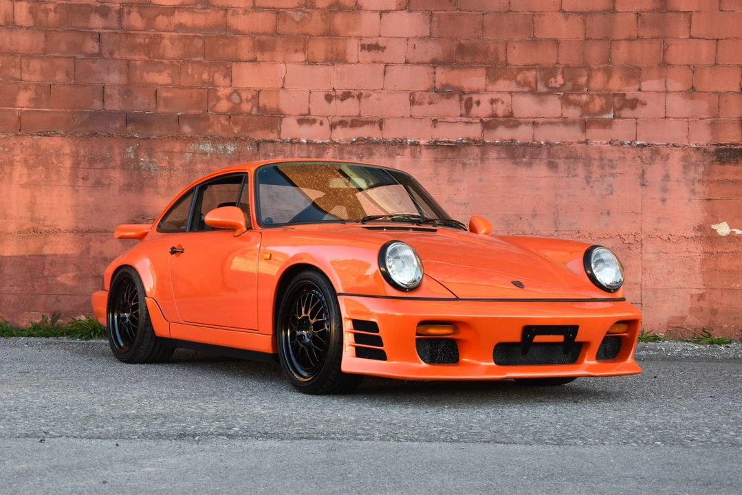1990 Porsche 964 Carrera - Image 2 of 31