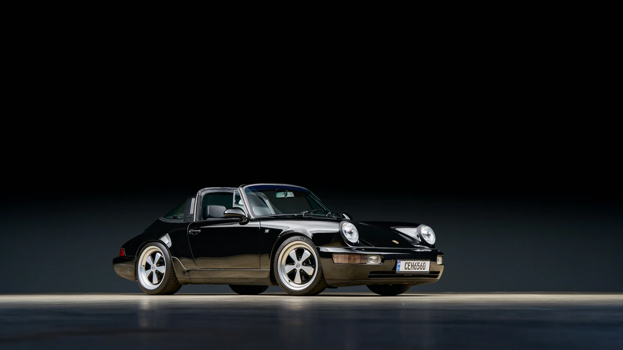 1990 Porsche 964 Carrera - Image 2 of 31