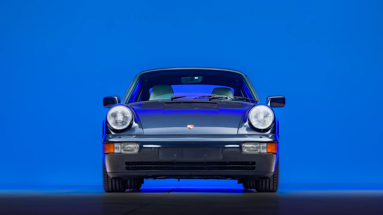 1990 Porsche 964 Carrera 4 - Image 13 of 31